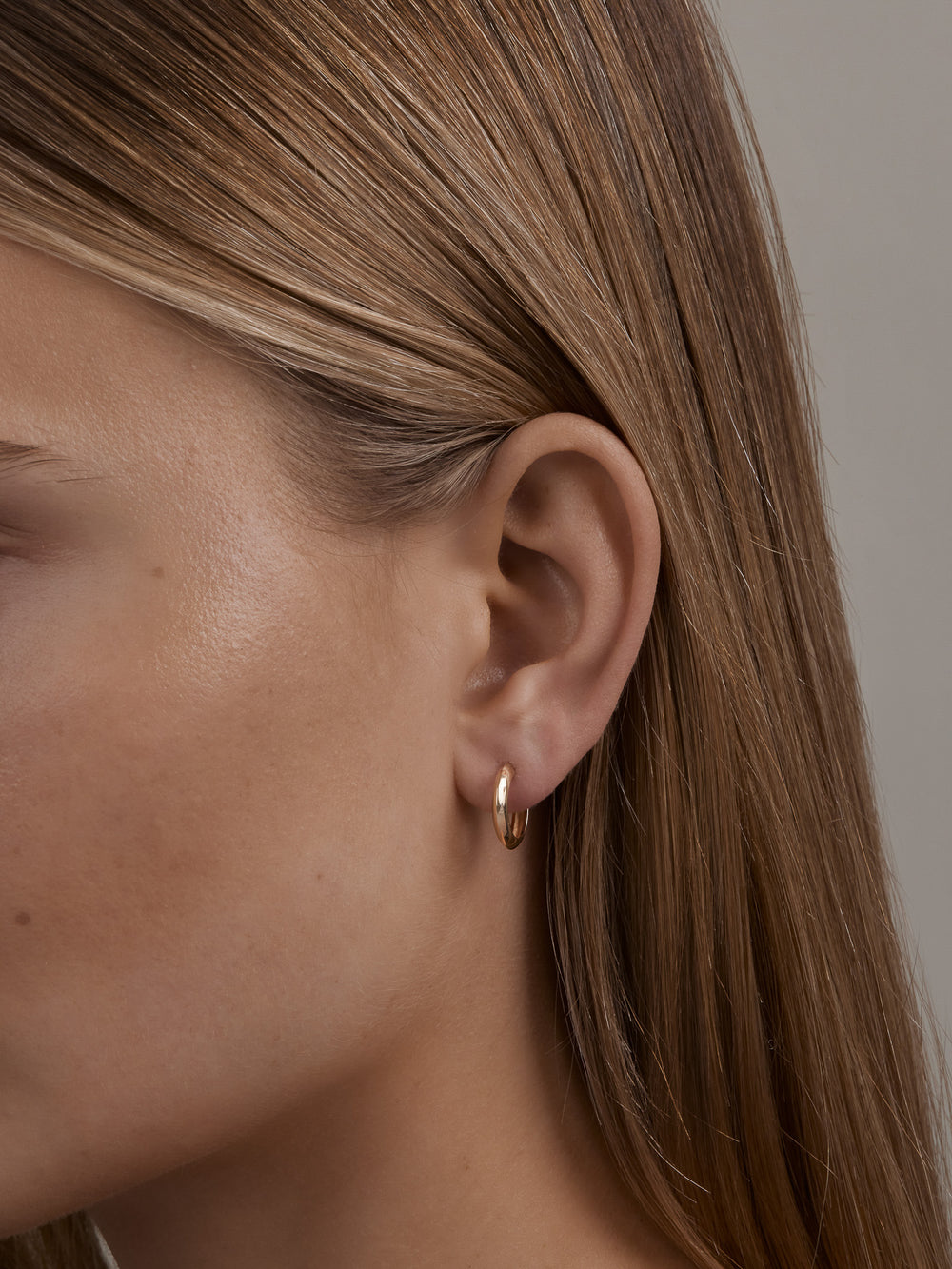 Petite Knife Edge Hoops - View