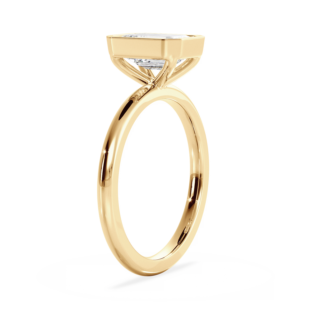 Emerald Bespoke Ring - View 