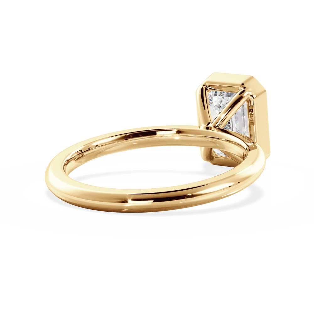 Emerald Bespoke Ring - View 