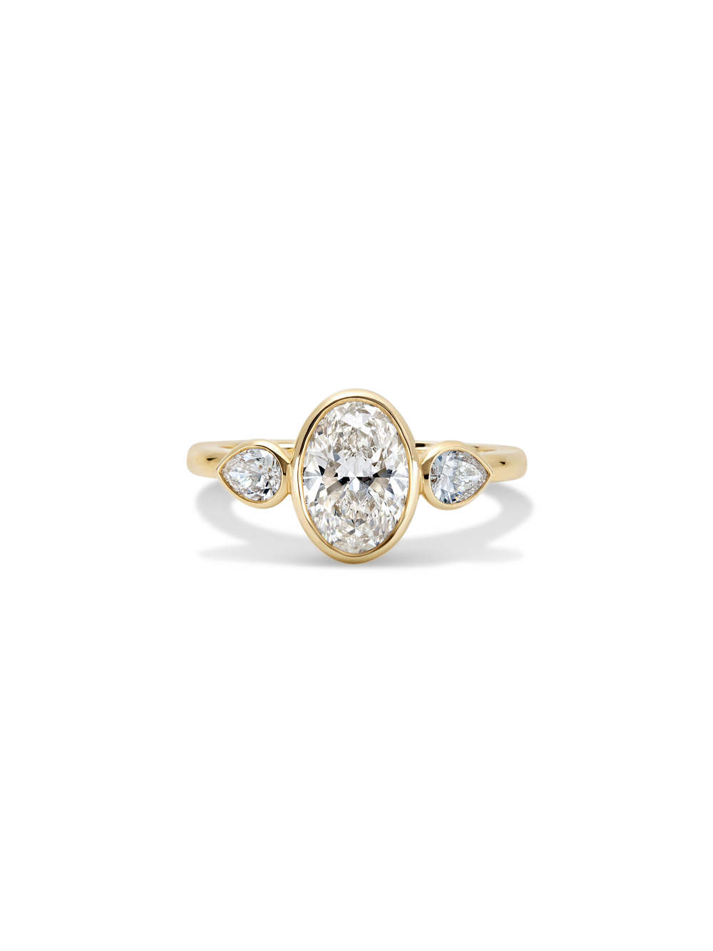 1.36ct Oval Bezel Amira - View 