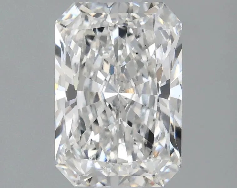 1.74ct Radiant Lab Grown Diamond (Colour E, Clarity VS2, IGI Certified) - View 