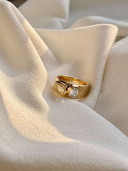 1.92cttw Emerald & Pear Ring