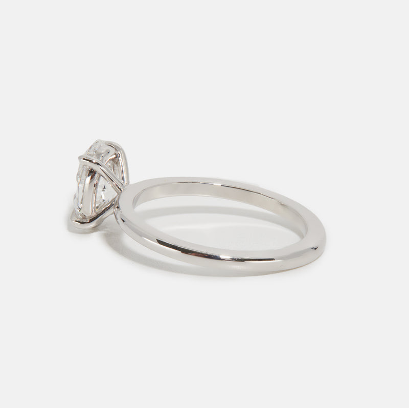 1.22ct Oval Ceremonial Solitaire