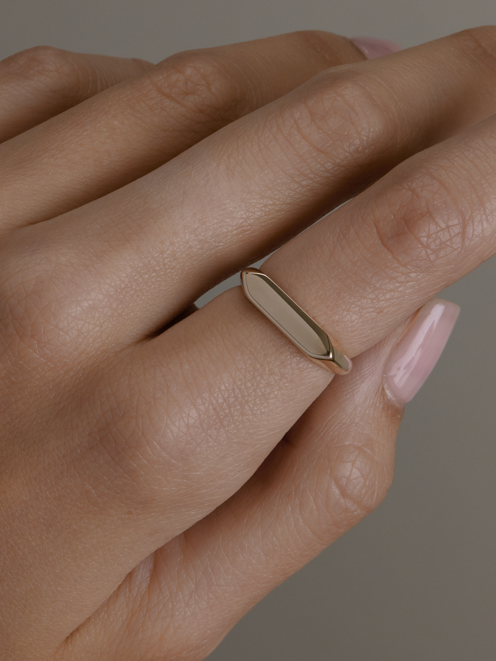 Slim Shield Signet Ring - View 