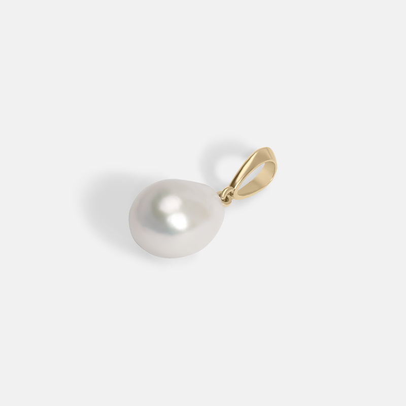 Baroque Pearl Pendant