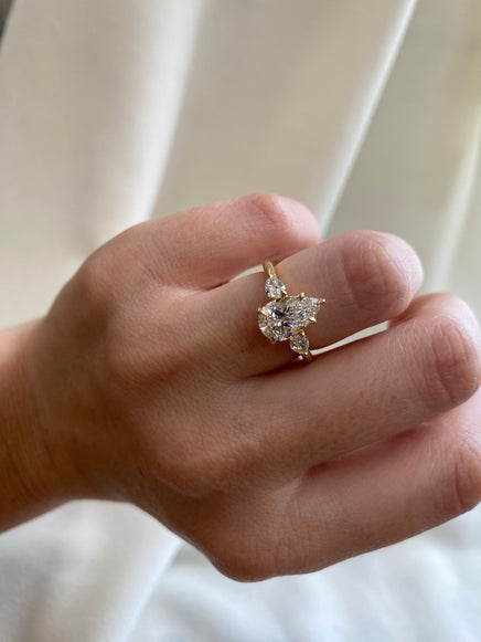 1.61ct Pear Amira Ring