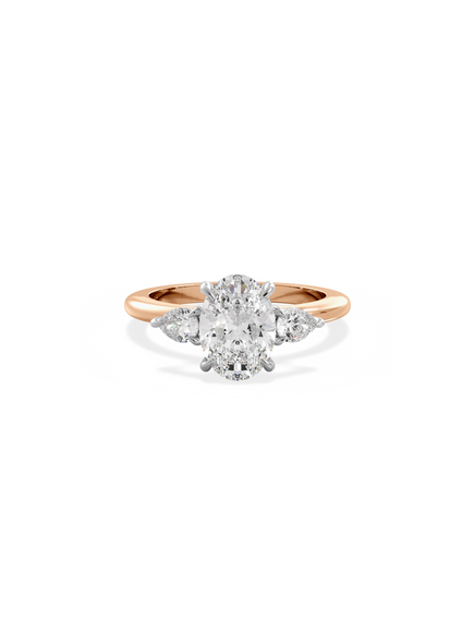 Oval Amira Ring