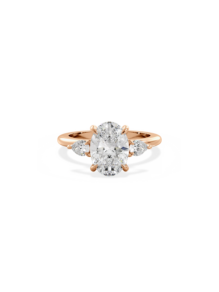 Oval Amira Ring