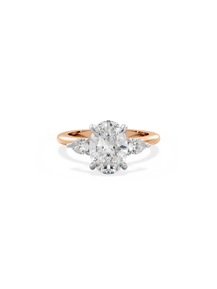 Oval Amira Ring