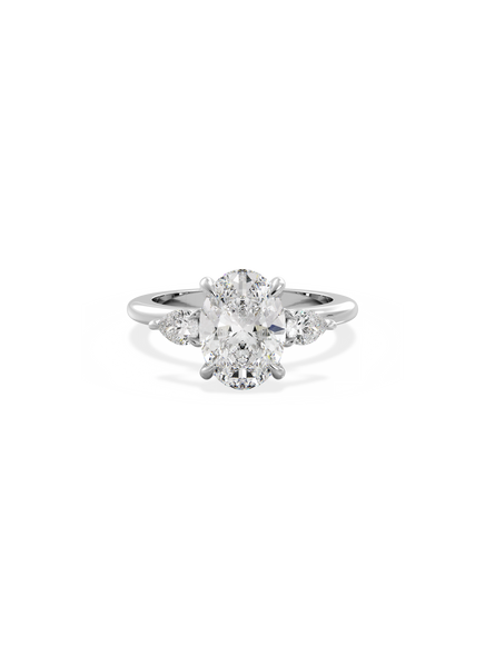 Oval Amira Ring