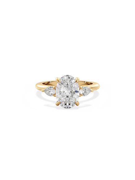 Oval Amira Ring