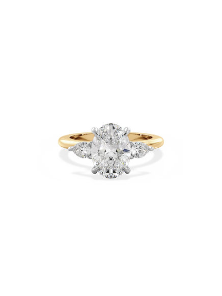 Oval Amira Ring