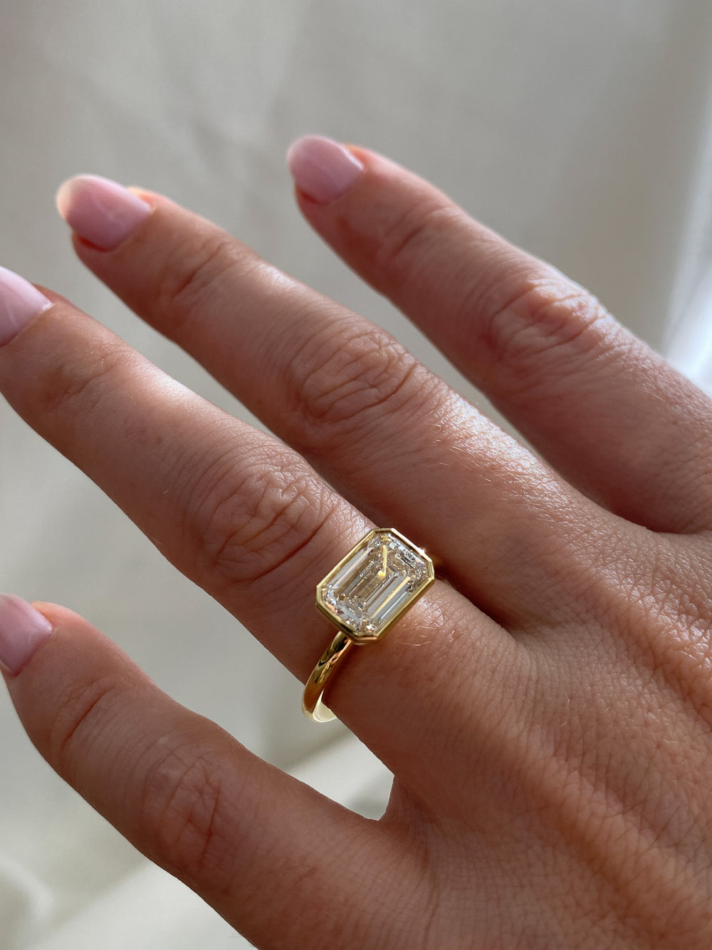 2.50ct Emerald Signature Bezel Solitaire Ring - View 