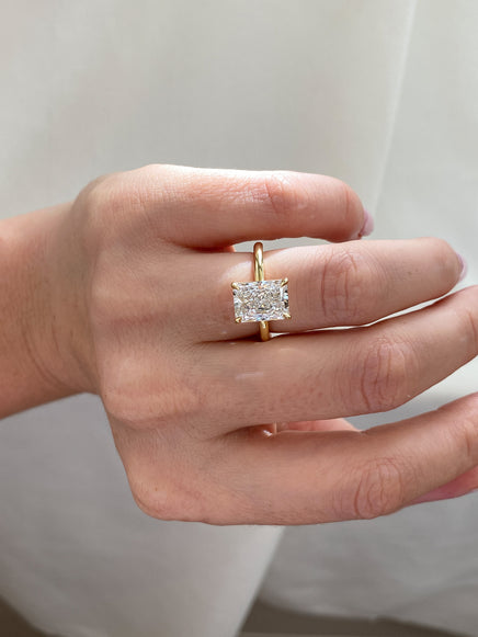 3.05ct Radiant Ceremonial Solitaire Ring