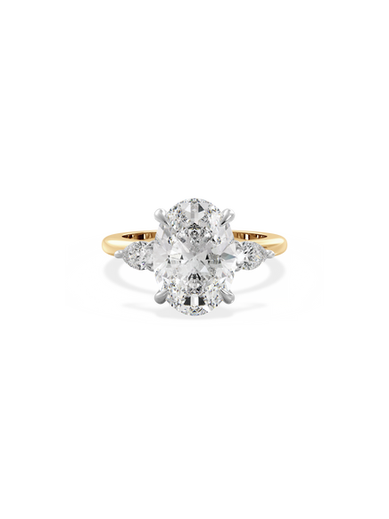 Oval Amira Ring