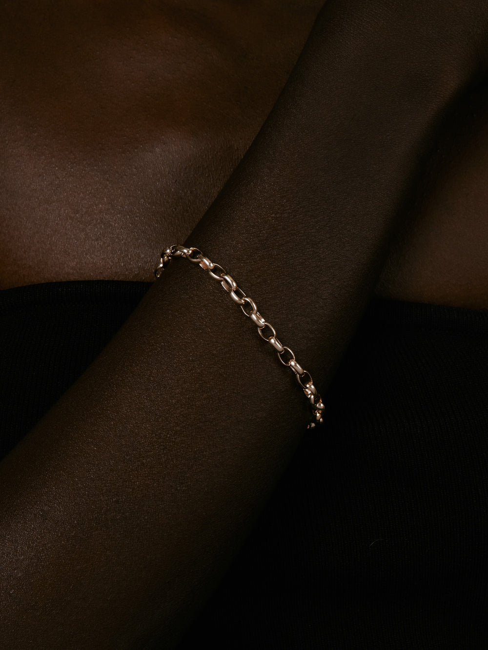 Oval Belcher Bracelet - View 