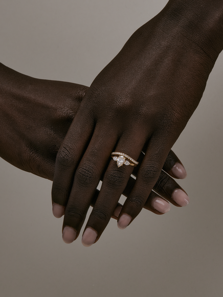 Contour Shimmer Ring - 1/2 Pavé