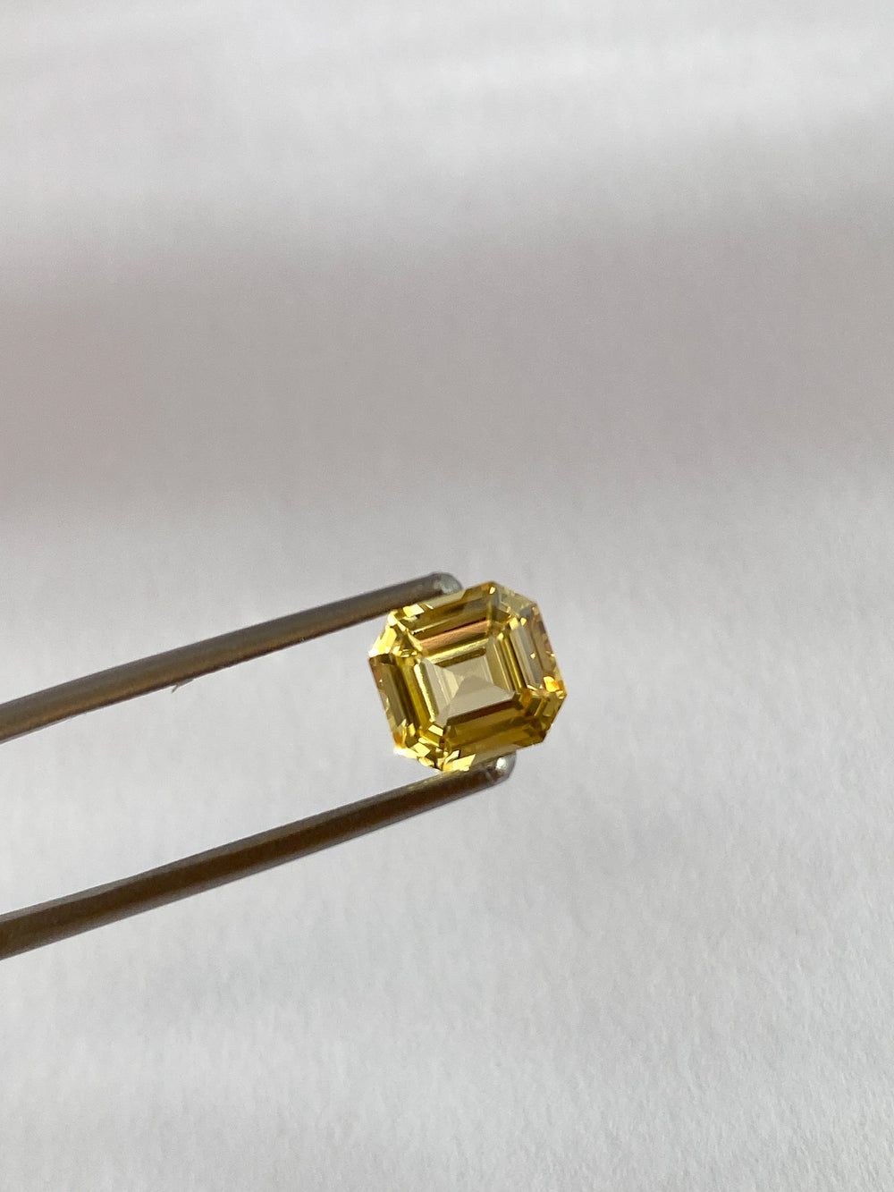 2.05ct Yellow Asscher Sapphire - View 