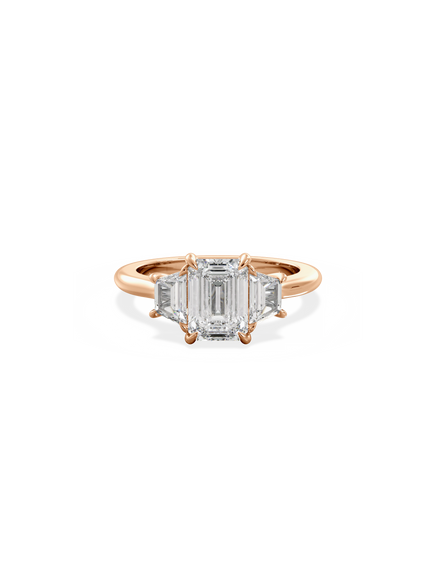 Emerald Thea Ring