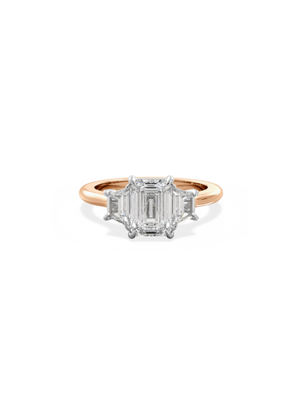 Emerald Thea Ring