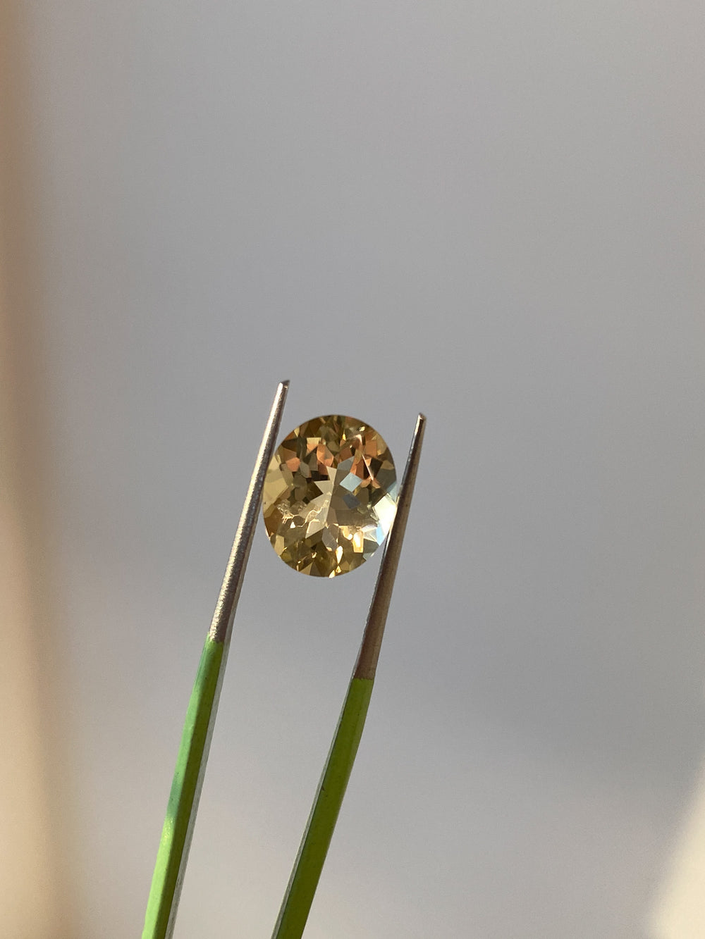 2.95ct Oval Lemon Quartz - View 