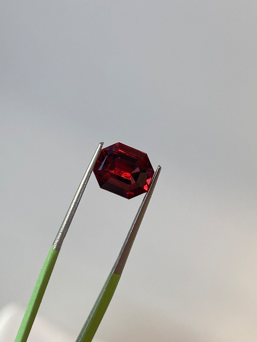 3.32ct Emerald Pyrope Garnet - View 