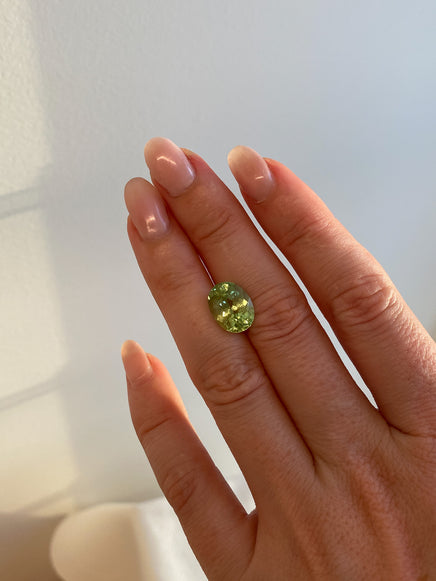 5.15ct Light Green Oval Peridot
