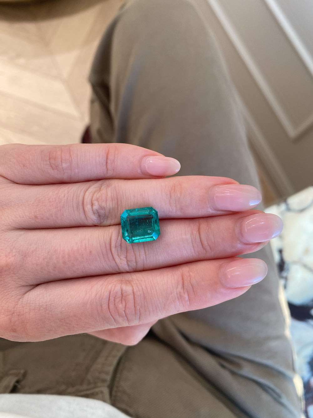 6.30ct Columbian Emerald Emerald - View 