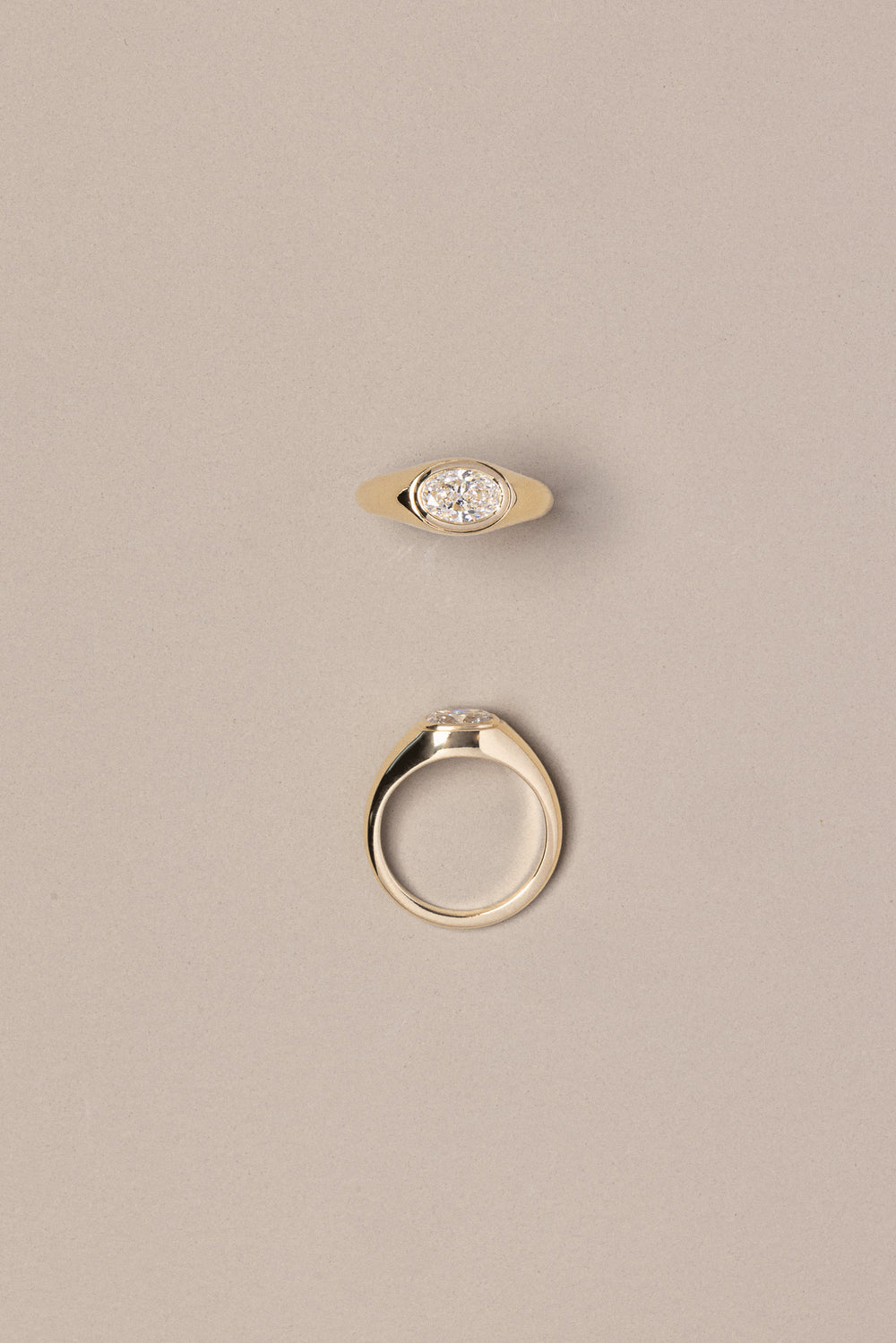 Oval Signet Ring - View 