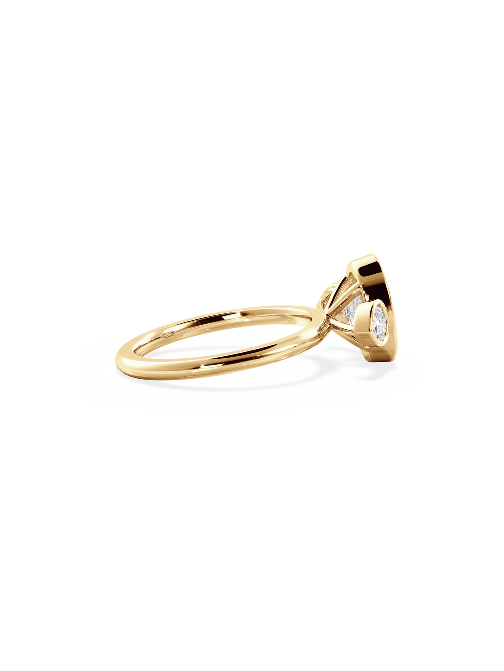 Oval Bezel Amira - View 