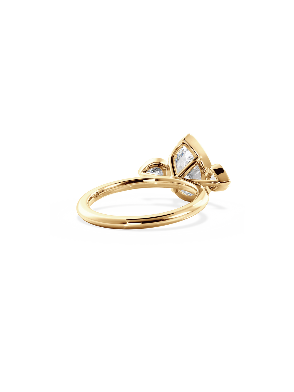 Pear Bezel Amira - View 