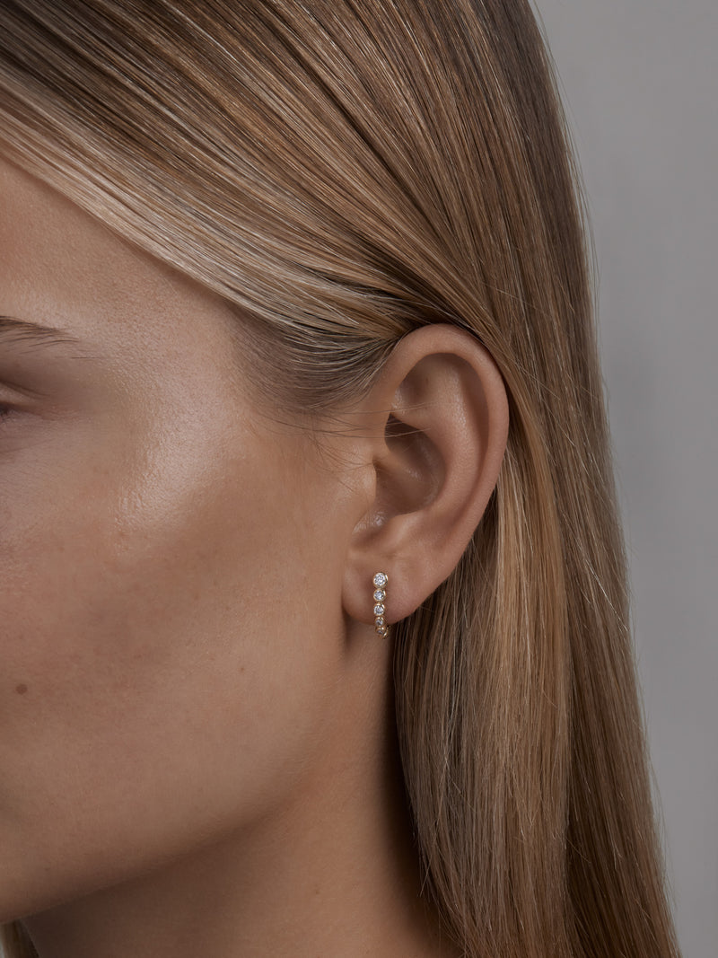 Petite Crescendo Hoops