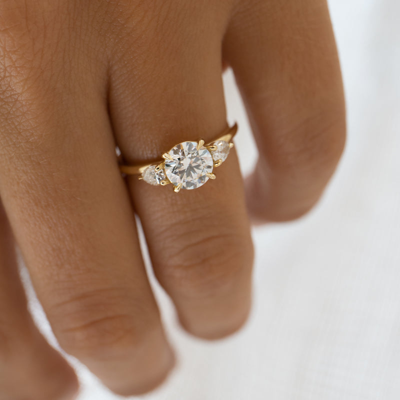 1.17ct Round Amira